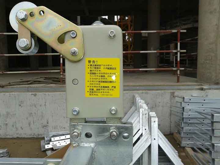 提升机、安全锁、电箱及配件